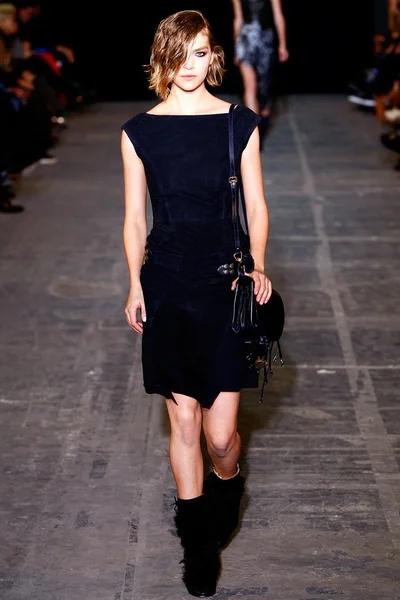 Look 34